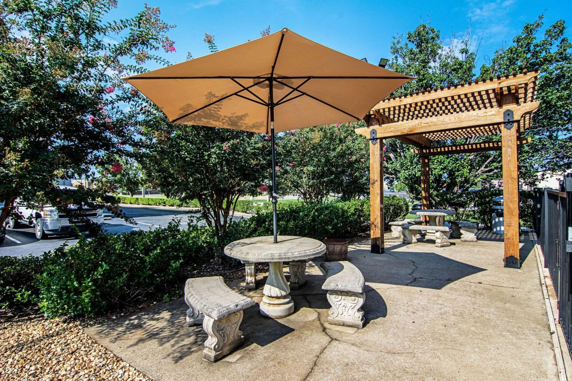 Quality Inn Lagrange East I-85 Exterior photo